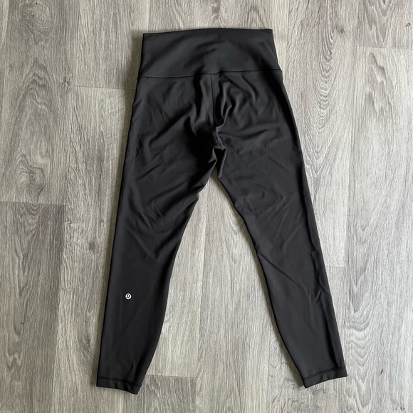 Lululemon Wunder Train High-Rise Tight, size 8 in black - Picture 3 of 7
